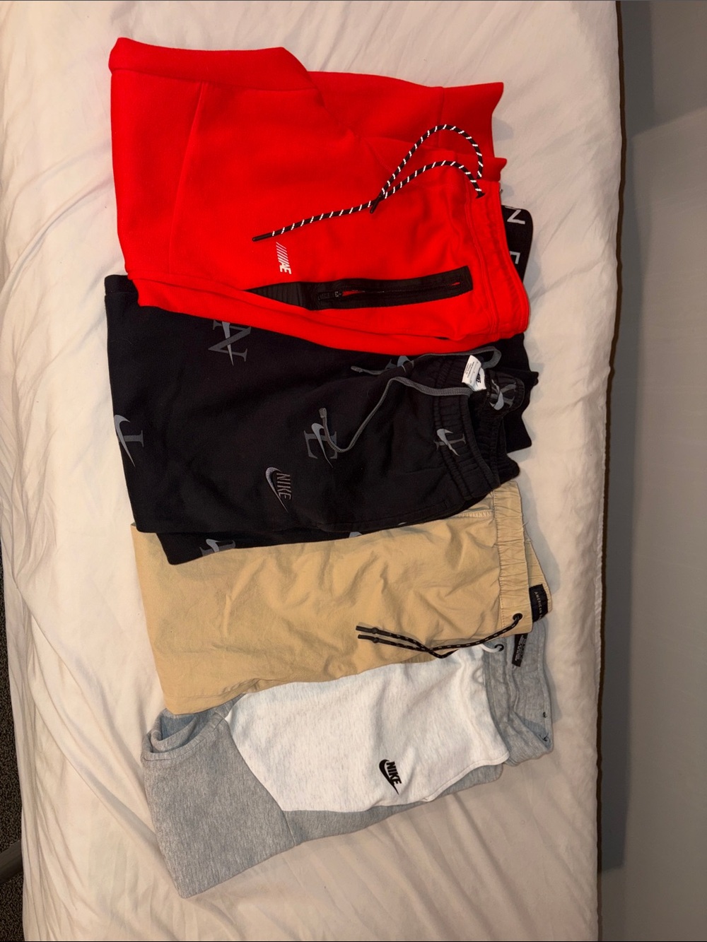 MENS Nike & Nike Tech, & American Eagle Joggers BUNDLE 4-Pairs SIZES S/and/ XS